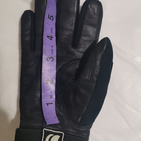 Auclair moto gloves leather and fabric combination - Picture 7 of 7